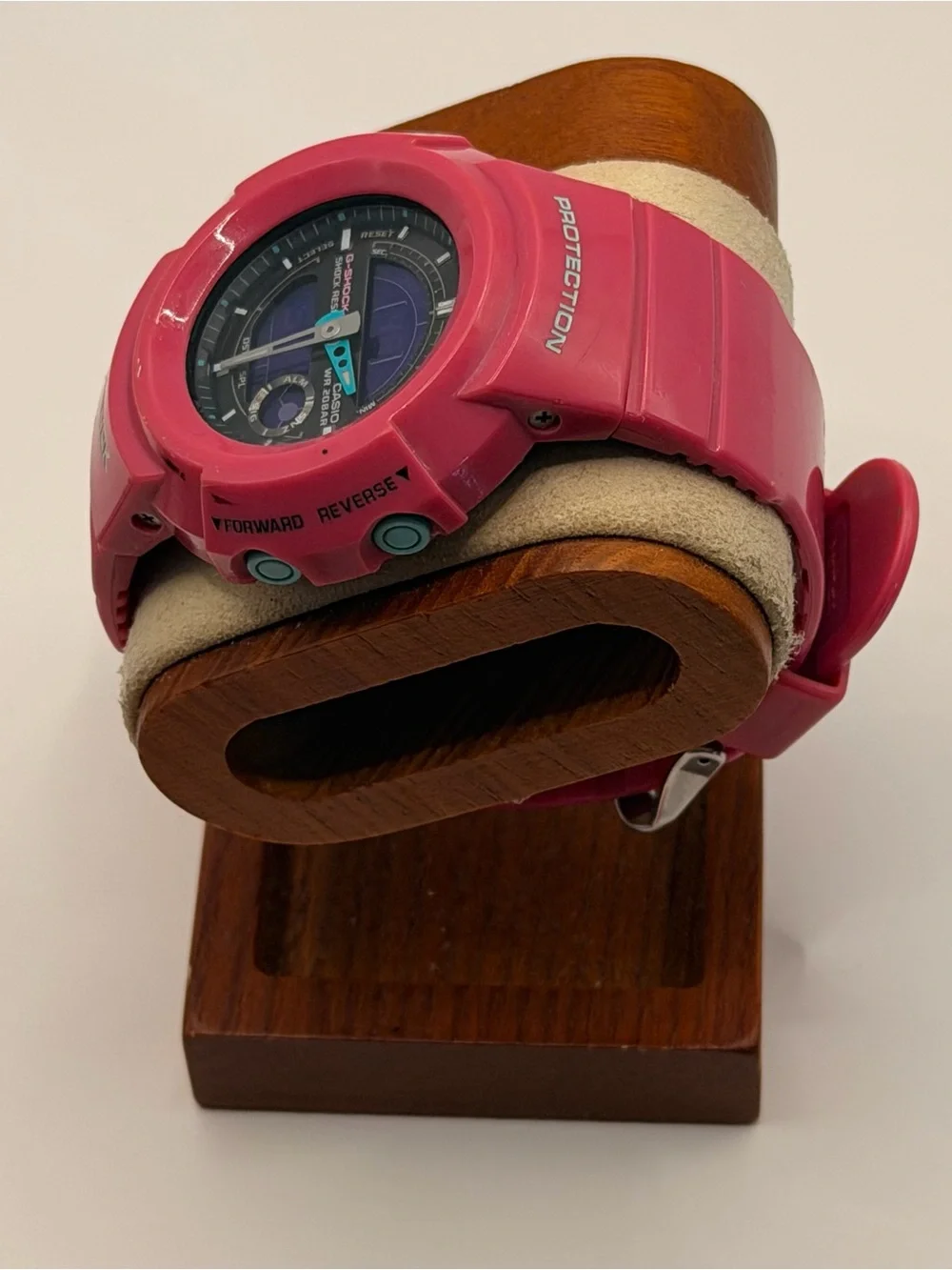 Casio G-Shock Crazy Colour Watch AW-582SC Pink Purple New Battery